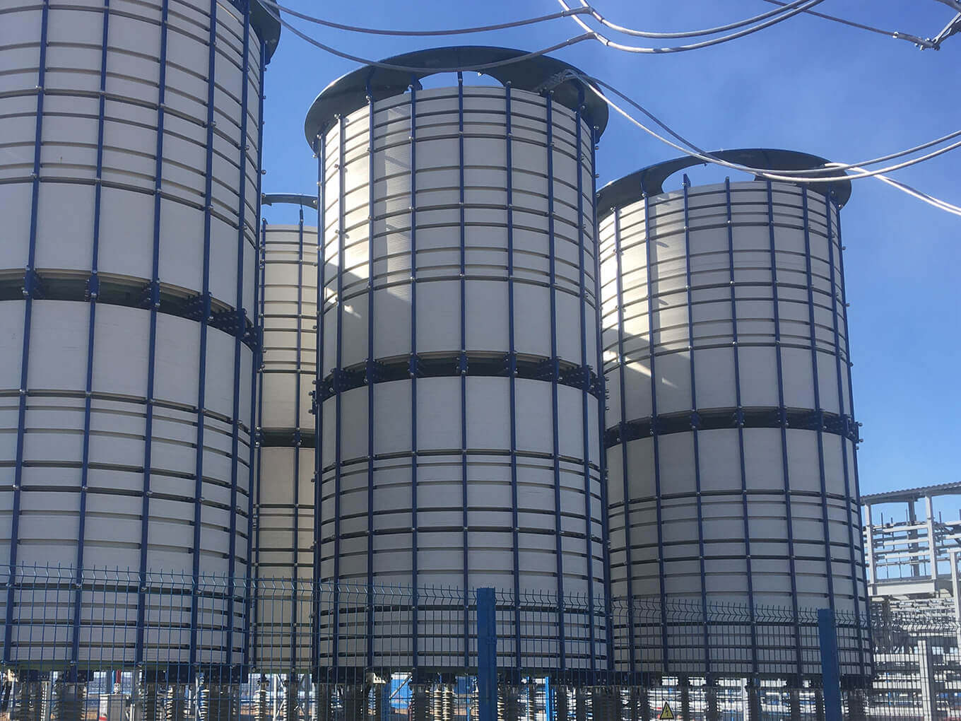 Compensating Reactors